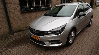 skadebil auto Opel Astra Opel Astra Sports Tourer 1.2 Business Edition 2021/10