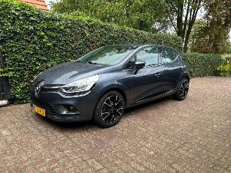 Coche accidentado Renault Clio 0.9 TCe Intens 2017/4