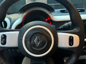 Renault Twingo 1.0 SCe Collection picture 18