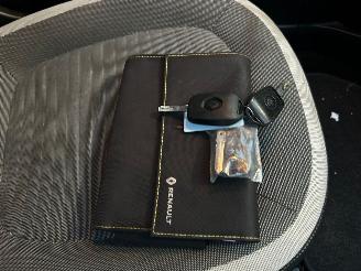 Renault Twingo 1.0 SCe Collection picture 16