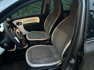 Renault Twingo 1.0 SCe Collection picture 22