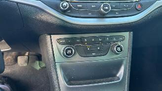 Opel Astra SPORTS TOURER 1.4 Online Edition picture 21