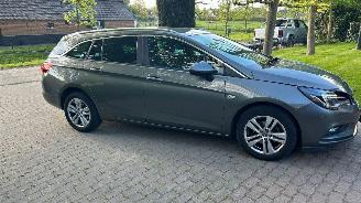 Schadeauto Opel Astra SPORTS TOURER 1.4 Online Edition 2018/6