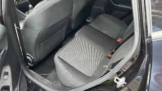 Ford Fiesta 1.0 EcoBoost Titanium picture 17