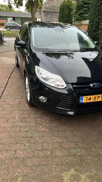 Ford Focus 1.0 EcoBoost Lease Titanium picture 23