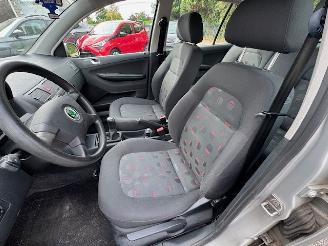 Skoda Fabia 1.4 - 16V ( inruil auto ) picture 10