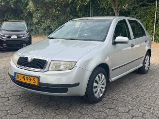 Unfallwagen Skoda Fabia 1.4 - 16V ( inruil auto ) 2003/7
