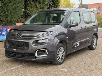 Auto incidentate Citroën Berlingo 1.2 PureTech . 5 PERSOONS | CRUISE CONTROL | NAVI 2021/1