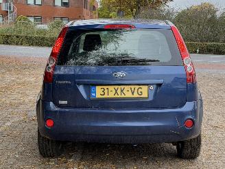 Ford Fiesta 1.3 8v Futura . AIRCO | 5 DEURS | picture 4