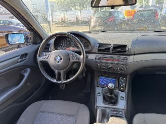 BMW 3-serie 316i Touring picture 17