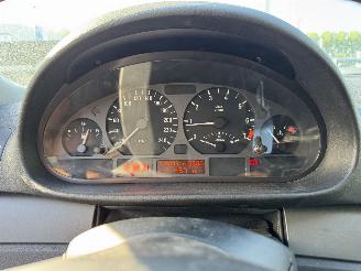 BMW 3-serie 316i Touring picture 10