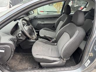 Peugeot 206 1.4 One-Line picture 12