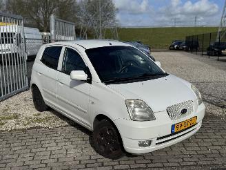 Damaged car Kia Picanto 1.0 EX 2007/5