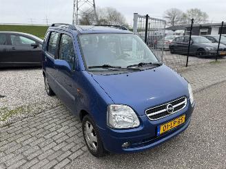 Opel Agila 1.2-16 V Elegance picture 2