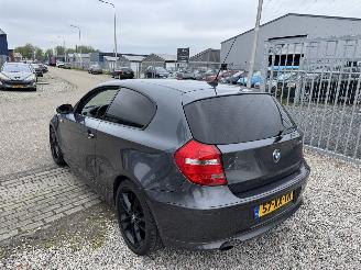 BMW 1-serie 118 D High Executive picture 7