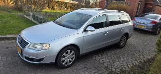 Vaurioauto  passenger cars Volkswagen Passat 1.4 TSI COMFORTLINE 2008/11