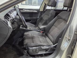 Volkswagen Passat Comfortline PANO/DSG picture 7