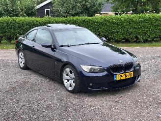 Schadeauto BMW 3-serie 335i High Executive 2006/11
