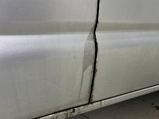 Volkswagen Transporter 2.5 TDI 300 picture 10