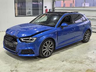 Audi A3 1.4 tfsi CoD S line PANO SPORTBACK B&O picture 2