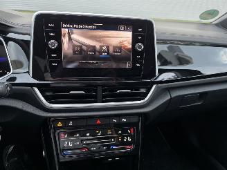 Volkswagen T-Roc 1.5 TSI DSG R-Line Virtual Navi IQ-Light Sport-Mode Massage Camera Sfeerverl. Stoelverw. Trekhaak Ecc Acc 110KW/150PK picture 16