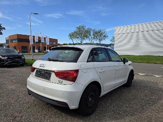Audi A1 Sportback 1.0TFSI-Ultra Navi Stoelverw. CruiseControle Airco Pdc 70KW/95PK picture 5