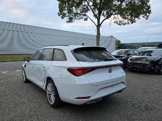 krockskadad bil auto Seat Leon FR 1.4 eTSI Hybrid Sportstourer Memory Led Navi Camera Leder 27 gr.! 2021/5