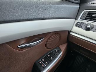 BMW 5-serie 535d GT X-Drive Pano M-Inter. Sport-Mode Memory Surround-View Led Navi Trekhaak Rolgordijn 220KW/300PK picture 15