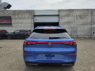 Volkswagen T-Roc R-Line 1.5eTSI Head-Up IQ-Light SurroundView Virtual Keyless Sfeerverl. Acc Stuurverw. Drive-Mode 110KW / 150PK picture 8