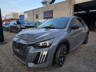 Avarii autoturisme Peugeot 208 GT Automaat Pano Led Keyless Camera Navi Drive-Mode Leder Sfeerverl. 74KW/101PK 2024/6
