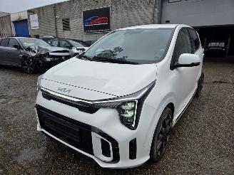 Voiture accidenté Kia Picanto 1.2 GT-Line Automaat Led Keyless Leder Camera Navi Lane-Assist 58KW/79PK 2025/2