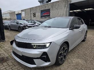 Vaurioauto  passenger cars Opel Astra GS 1.2T 360view Design-Pack Virtual Navi Keyless Led Lane-Assist Sfeerverl. Acc 96KW/131PK 2024/2