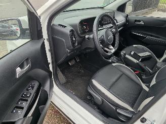 Kia Picanto 1.2 GT-Line Automaat Led Keyless Leder Camera Navi Lane-Assist 58KW / 79PK picture 9