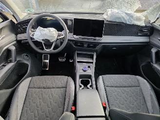Volkswagen Tiguan 1.5 TSI eHybride IQ-Light 360View Virtual Keyless Sfeerverl. Acc Lane-Assist 1/2Leder Trekhaak picture 13