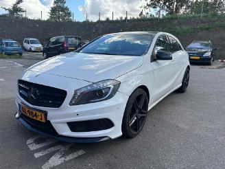 Unfallwagen Mercedes A-klasse A 180 2013/1