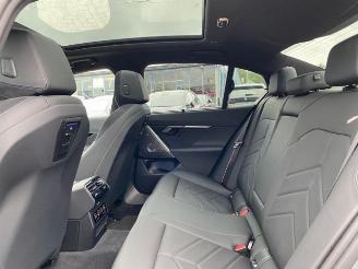 BMW i5 M60 xDrive * HUD - KAM - PANO picture 16