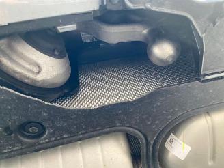 BMW M5 Touring *HEAD-UP - PANO - BOWERS - 360* picture 31