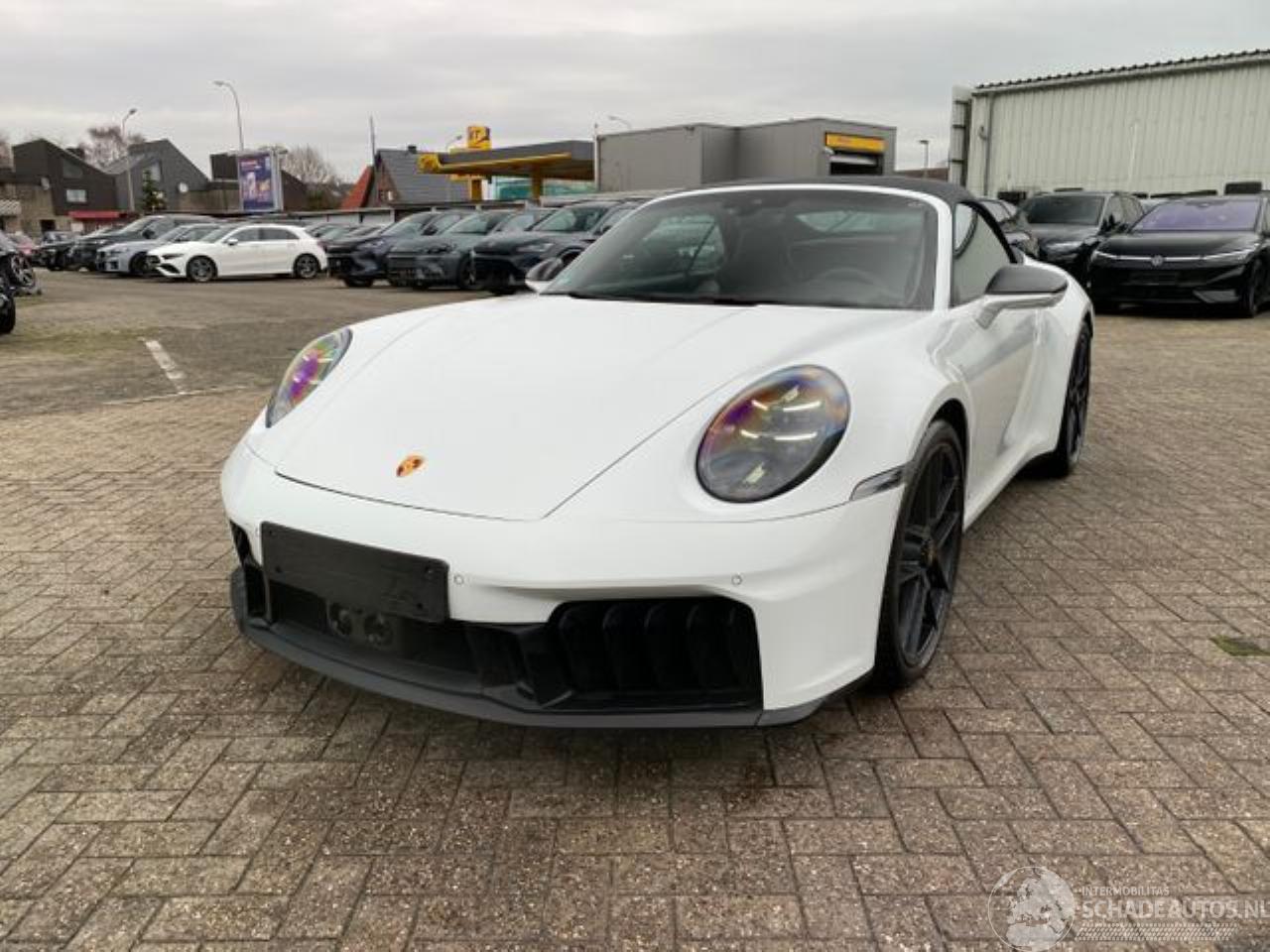 Porsche 911 Carrera 4 GTS T-Hybrid Cabrio *BURMESTER*