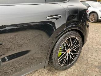 Porsche Cayenne E-Hybrid* HUD - KAM - PANO - AHK - BOSE* picture 15