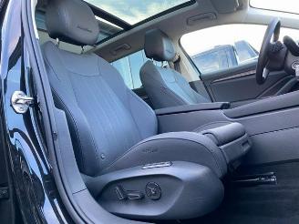 Skoda Superb Combi 1.5 TSI iV L&K *HEAD-UP - PANO-AHK* picture 25