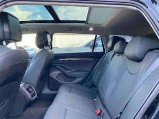 Skoda Superb Combi 1.5 TSI iV L&K *HEAD-UP - PANO-AHK* picture 22