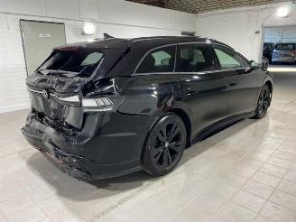 damaged passenger cars Volkswagen ID.7 Tourer Pro S Pano/HUD/H&K/360/Navi 2025/7