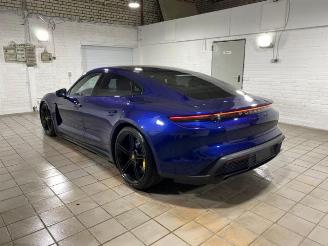 damaged passenger cars Porsche Taycan Turbo S KERAMIK/CHRONO/PANO/HUD/360/BOSE 2023/1