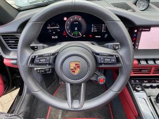 Porsche 911 Targa 4 GTS T-Hybrid KERAMIK/LIFT/360/BOSE picture 20