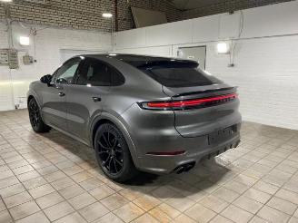Damaged car Porsche Cayenne GTS Coupe PANO/CHRONO/HUD/360/NAVI 2025/6
