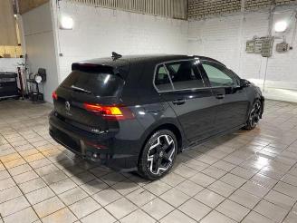 Volkswagen Golf 1.5 eTSI R-Line PANO/KAM/NAVI picture 8
