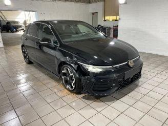 Volkswagen Golf 1.5 eTSI R-Line PANO/KAM/NAVI picture 6