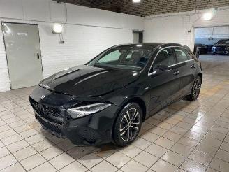 uszkodzony samochody osobowe Mercedes A-klasse  2025/9