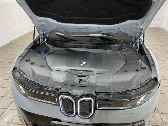 BMW iX3 HUD/360/AHK/H&K/NAVI picture 11