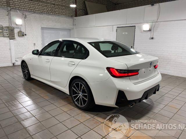 BMW 3-serie i M Sport KAM/NAVI